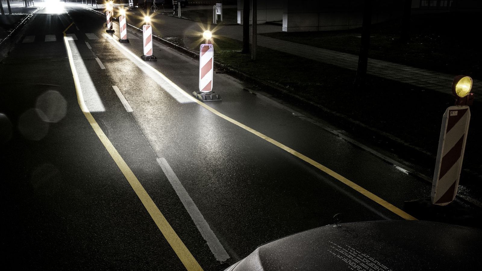 Η Mercedes-Benz δεν έδωσε συγκεκριμένο χρονοδιάγραμμα για το πότε θα περάσει η τεχνολογία Digital Light στα μοντέλα της, λέγοντας απλά πως «θα είναι σ